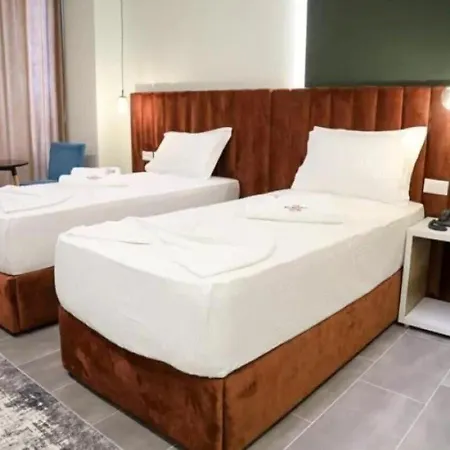 Ajsel Hotel 4*