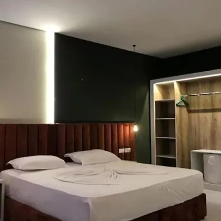 Hotell Ajsel Durrës